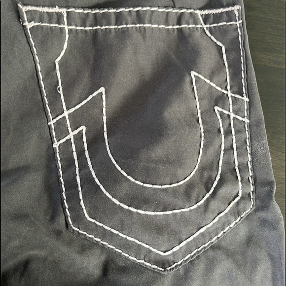 Men’s True Religion Swim Shorts. - Picture 5 of 7